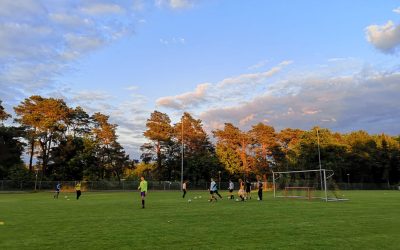 Het eerste en de dames zijn ook weer begonnen.