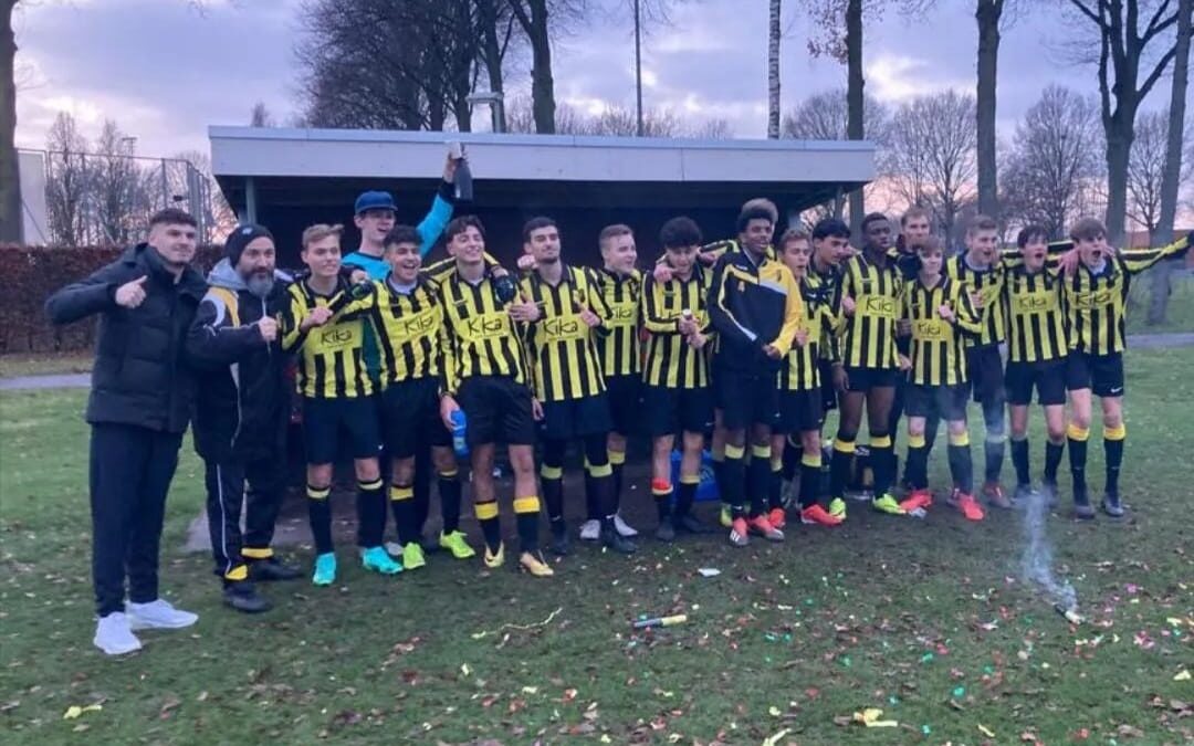 VVV’03 JO19-1 kampioen